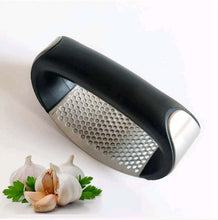 Load image into Gallery viewer, 1pcs Stainless Steel Garlic Press Manual Garlic Mincer Chopping Garlic Tools Curve Fruit Vegetable Tools Kitchen Gadgets
