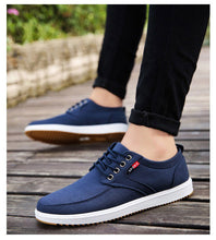 Load image into Gallery viewer, Men Shoes Summer Brand Fashion Men Casual Shoes Lightweight Breathable Men Sneakers Lace Up Gray Black Tenis Man Canvas Shoes
