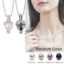 Load image into Gallery viewer, 5 Pearls Natural Wish Pearl Pendant Necklace Charm Necklace Gift Box Popular Fashion Women Jewelry Lucky Gift Pearl Replace
