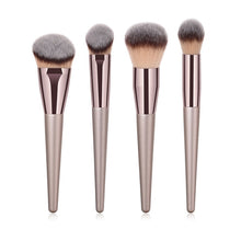 Load image into Gallery viewer, 4/10pcs Champagne makeup brushes set for cosmetic foundation powder blush eyeshadow kabuki blending make up brush beauty tool
