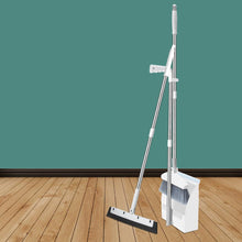 Load image into Gallery viewer, Broom And Dustpan Set 180 Degree Rotary Broom And Foldable Upright Standing Dustpan Household Floor Cleaning Set
